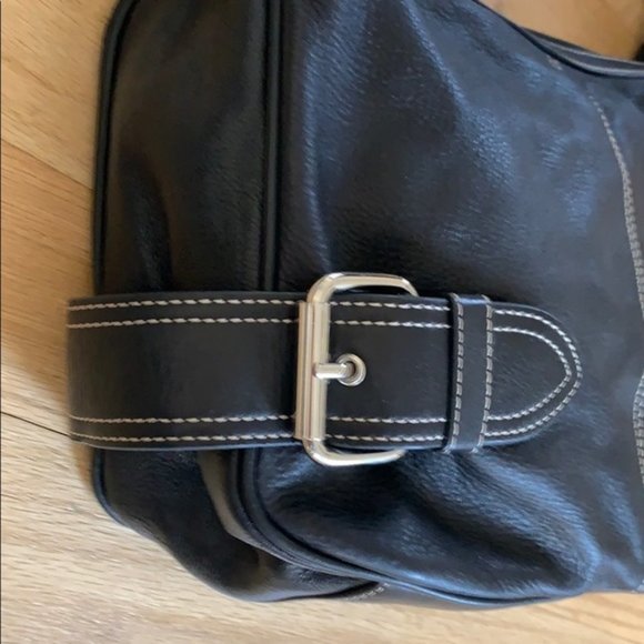 Franco Sarto Black Leather Shoulder Bag - Picture 3 of 5